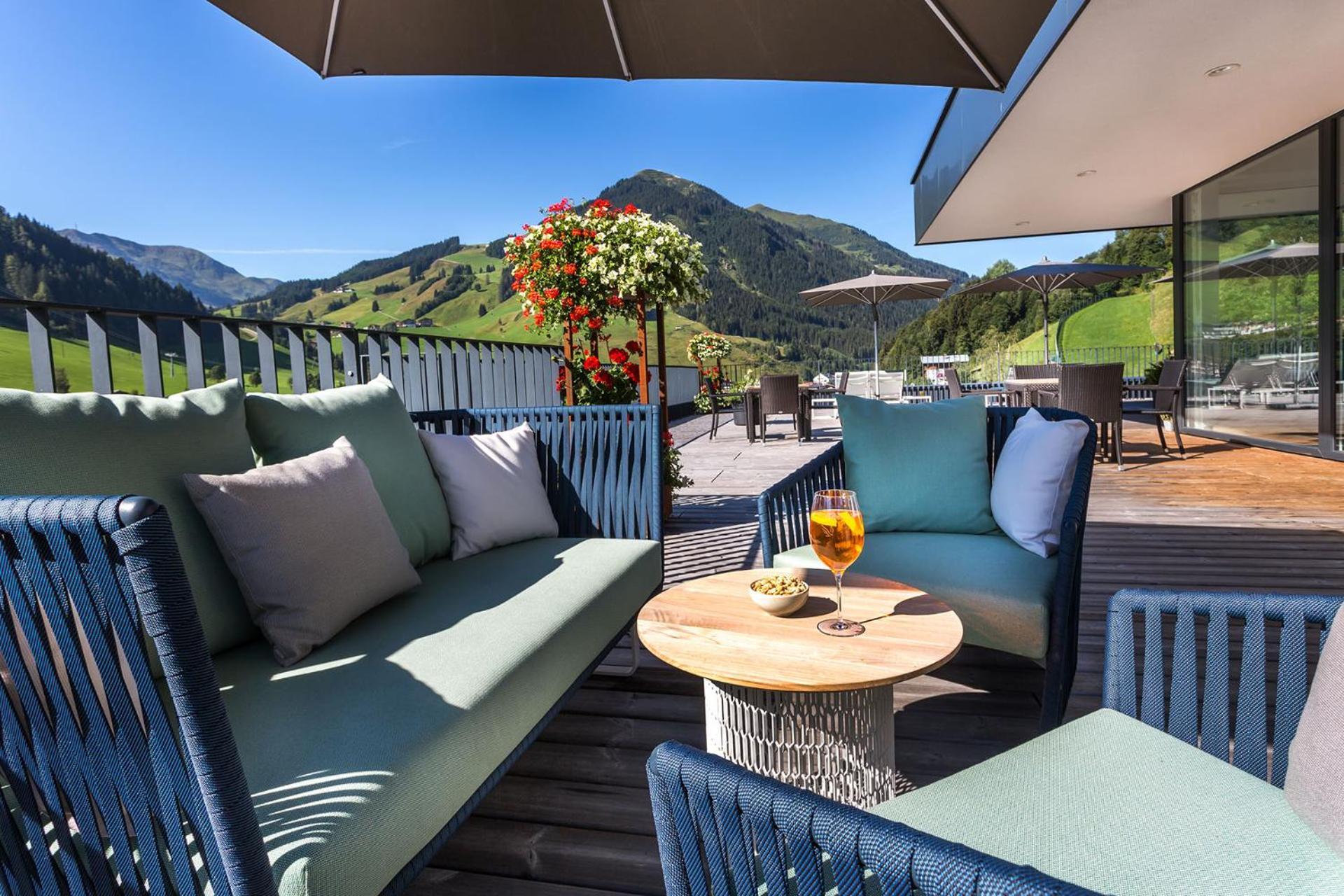 Adler Aparthotel 4*