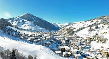 Aparthotel Adler 4*